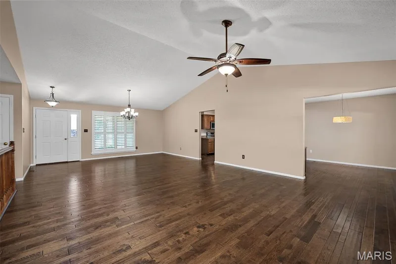 1822 Highgrove Drive, O'Fallon, MO 63366 — listing photo 10 of 36