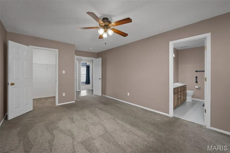 1822 Highgrove Drive, O'Fallon, MO 63366 — listing photo 18 of 36