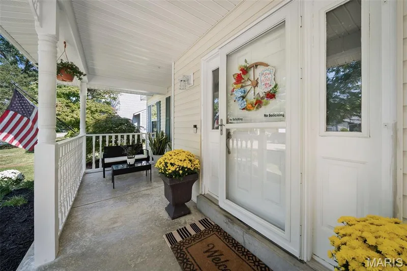 1266 Stephenridge Drive, St Charles, MO 63304 — listing photo 4 of 39
