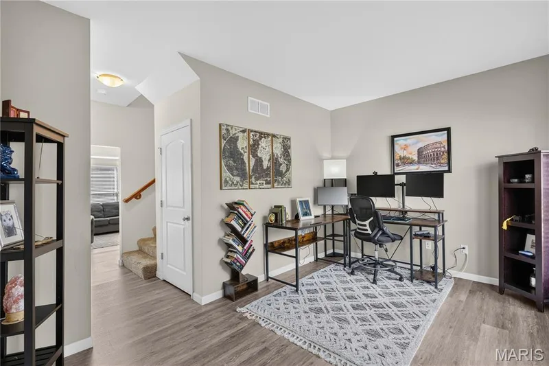 465 Fall River Lane, St Charles, MO 63304 — listing photo 14 of 30