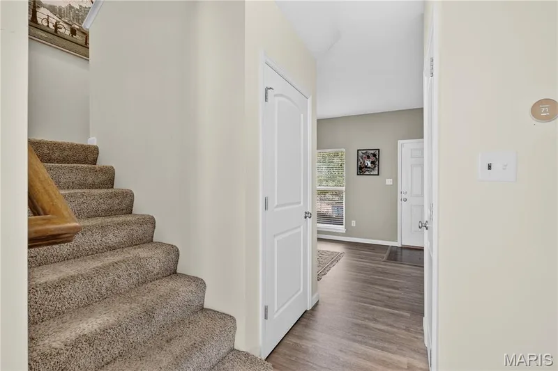 465 Fall River Lane, St Charles, MO 63304 — listing photo 15 of 30
