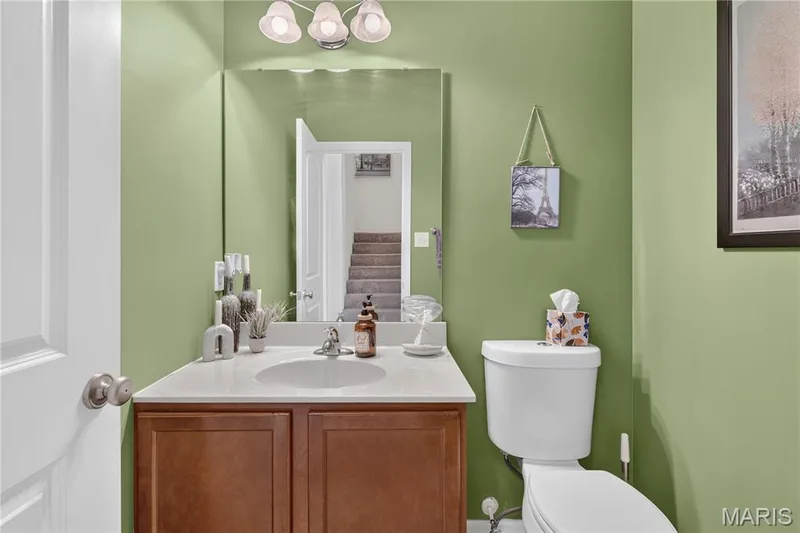 465 Fall River Lane, St Charles, MO 63304 — listing photo 16 of 30