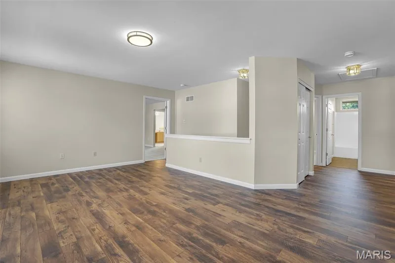 681 Zumwalt Crossing, O'Fallon, MO 63366 — listing photo 33 of 55
