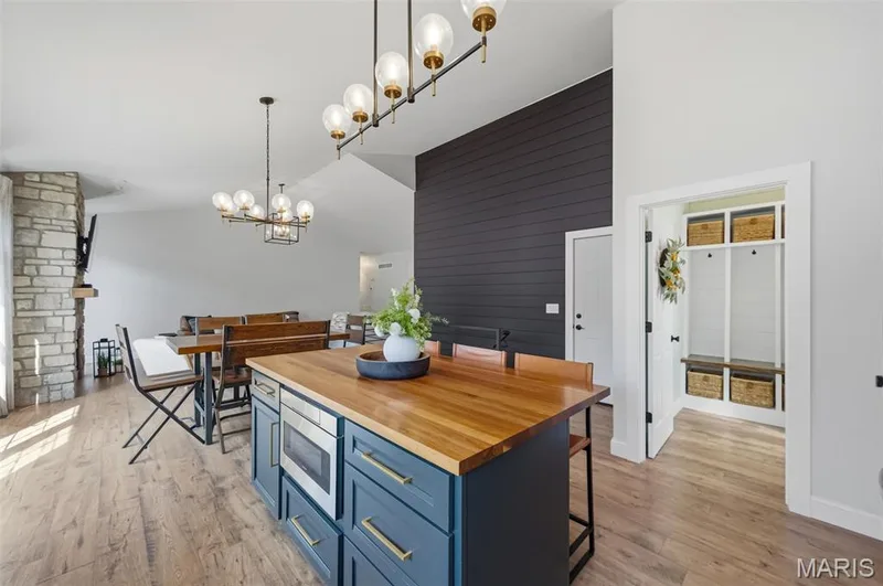 348 Fallon Parkway, O'Fallon, MO 63376 — listing photo 10 of 39