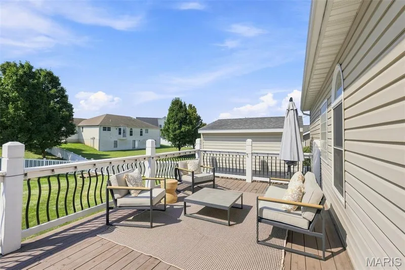 348 Fallon Parkway, O'Fallon, MO 63376 — listing photo 28 of 39
