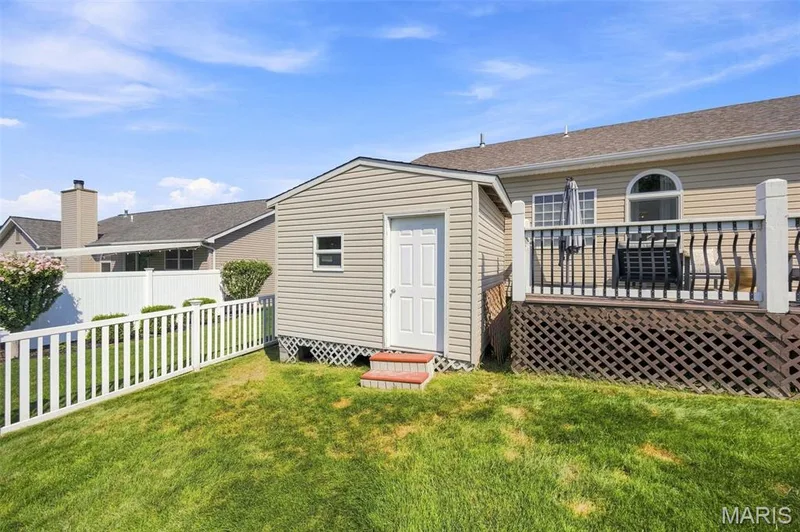 348 Fallon Parkway, O'Fallon, MO 63376 — listing photo 33 of 39