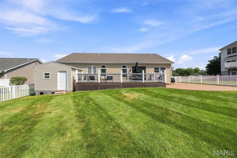 348 Fallon Parkway, O'Fallon, MO 63376 — listing photo 34 of 39