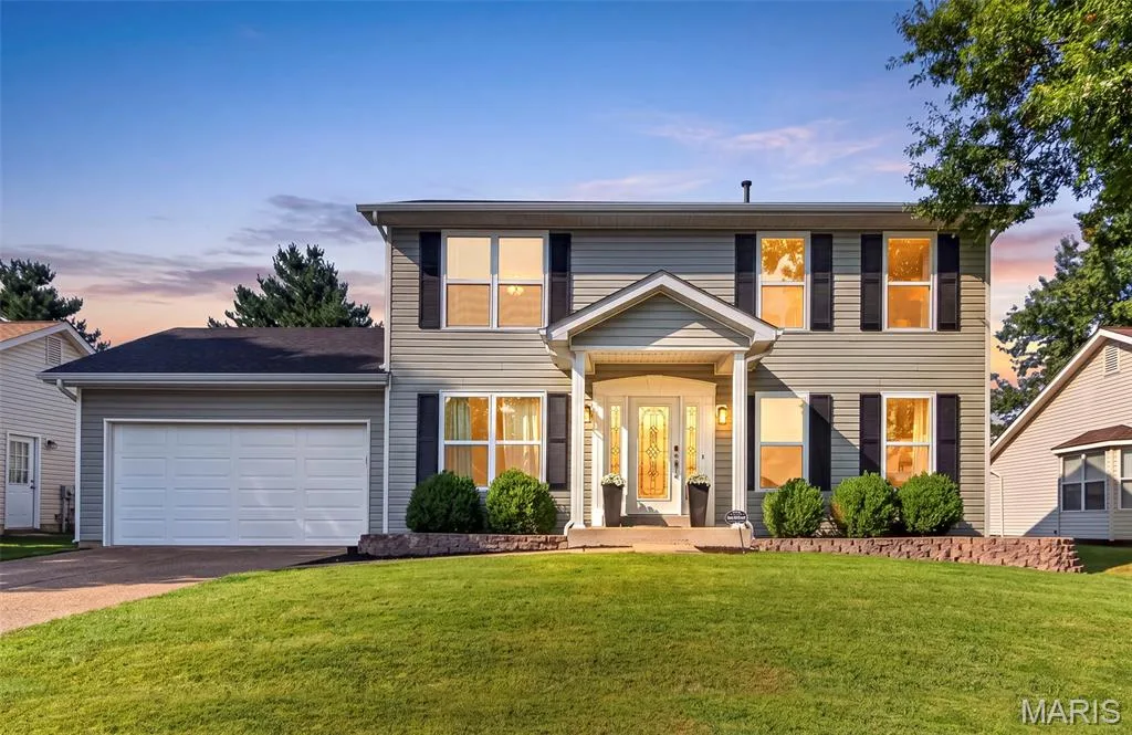 Welcome Home! — 1941 Royal Heir Drive, O'Fallon, MO 63366