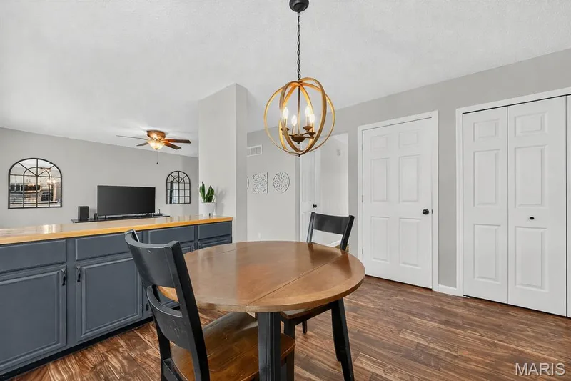 1941 Royal Heir Drive, O'Fallon, MO 63366 — listing photo 16 of 46