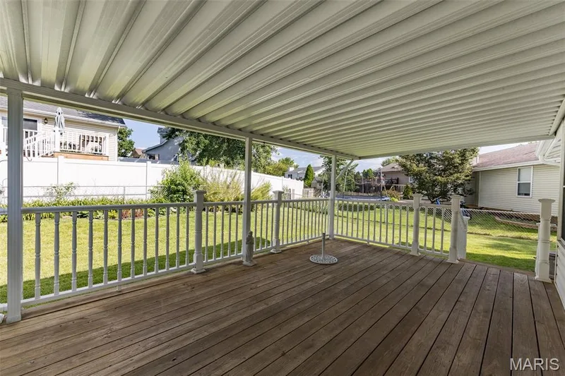 1124 Athena Way, St Peters, MO 63376 — listing photo 4 of 36