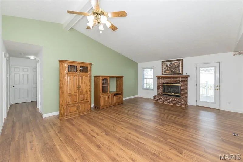 1124 Athena Way, St Peters, MO 63376 — listing photo 6 of 36