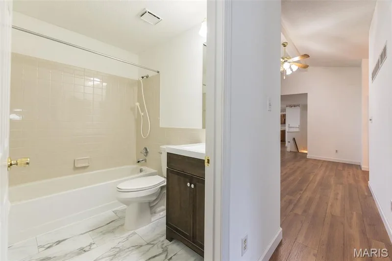 1124 Athena Way, St Peters, MO 63376 — listing photo 20 of 36