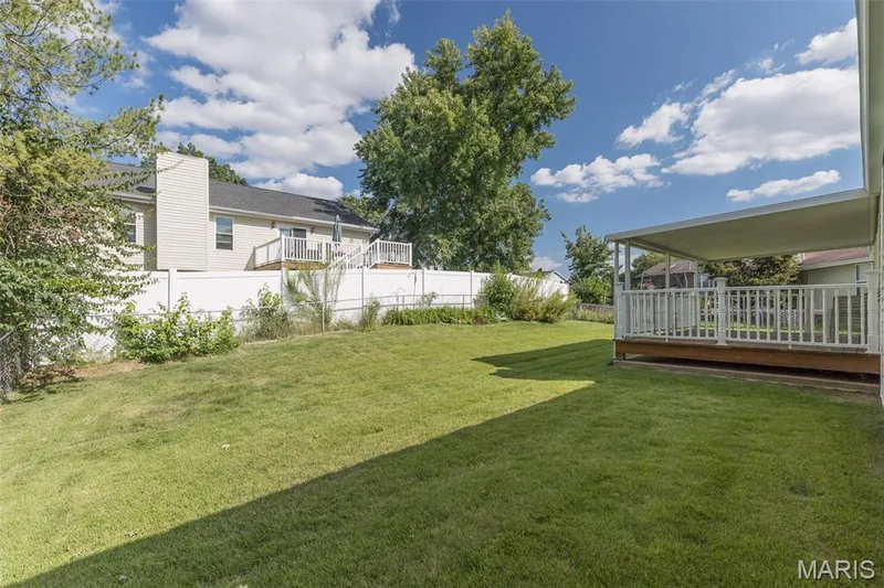1124 Athena Way, St Peters, MO 63376 — listing photo 35 of 36