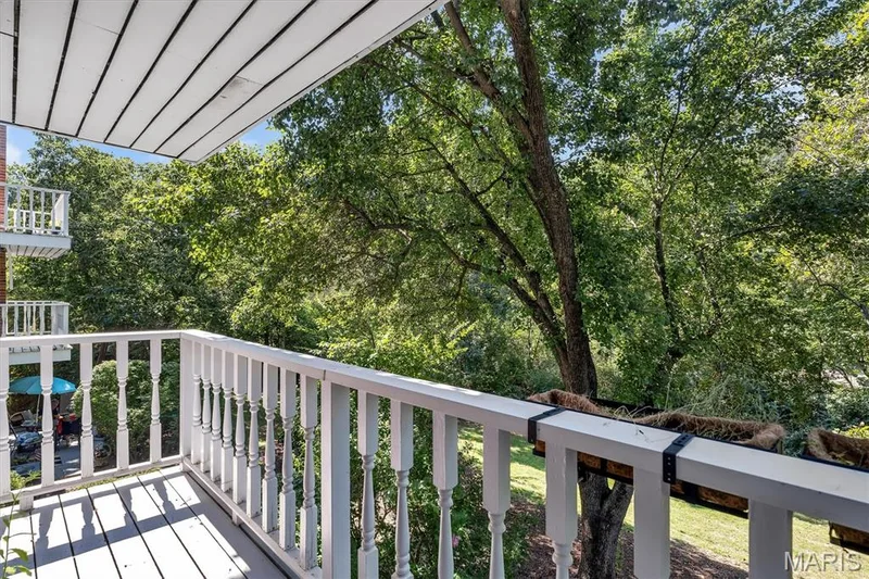 2335 Manor Grove Drive #10, Chesterfield, MO 63017 — listing photo 30 of 36