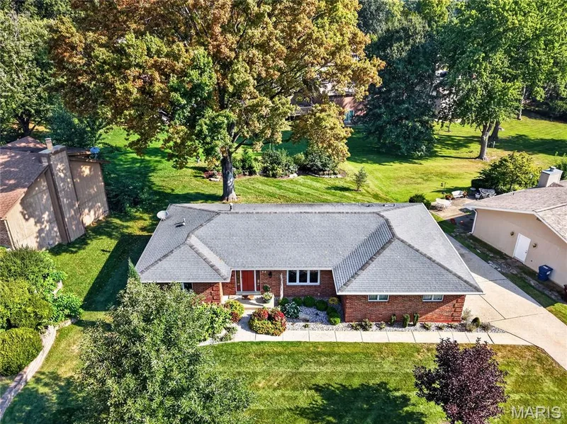 72 Champagne Drive, Lake St. Louis, MO 63367 — listing photo 21 of 35