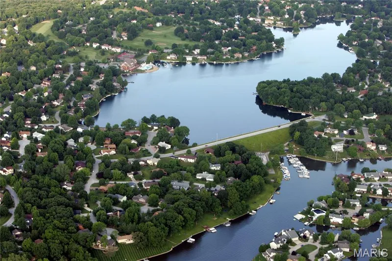 Small community lake — 72 Champagne Drive, Lake St. Louis, MO 63367