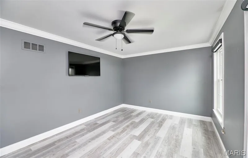 Recessed lighting and ceiling fan with integrated light — 264 Greenshire Lane, Dardenne Prairie, MO 63368