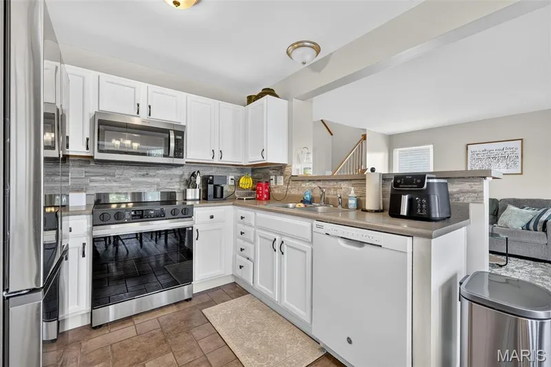 222 Centerfield Drive, O'Fallon, MO 63366 — listing photo 10 of 30