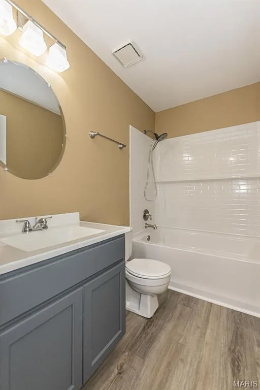 121 Oak Valley Drive, St Peters, MO 63376 — listing photo 15 of 33