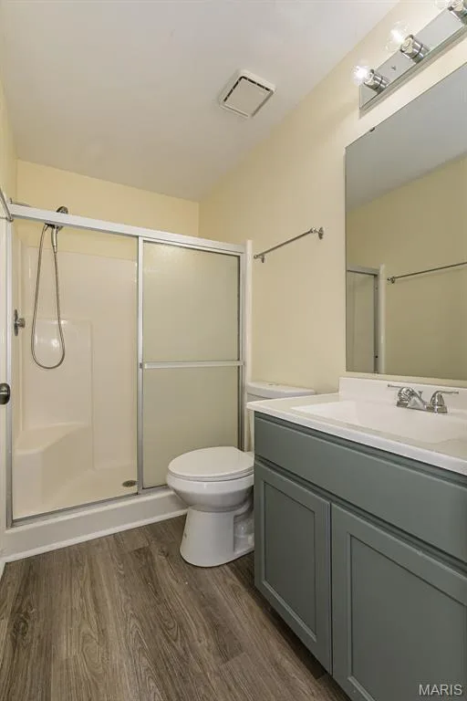 121 Oak Valley Drive, St Peters, MO 63376 — listing photo 17 of 33