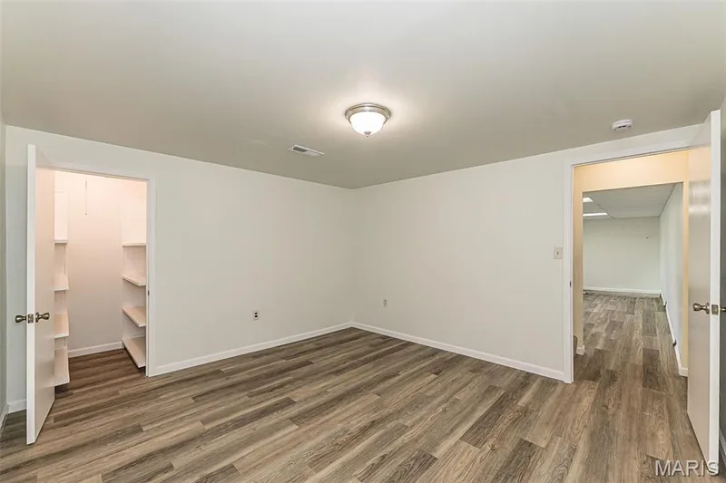 121 Oak Valley Drive, St Peters, MO 63376 — listing photo 24 of 33
