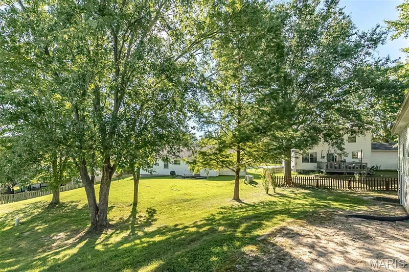 121 Oak Valley Drive, St Peters, MO 63376 — listing photo 30 of 33