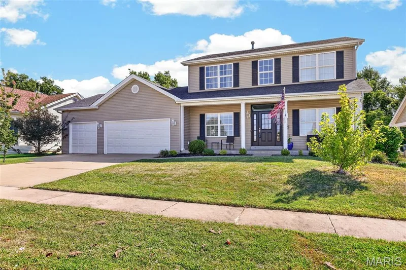 904 Hampshire Heath Drive, O'Fallon, MO — listing photo 1