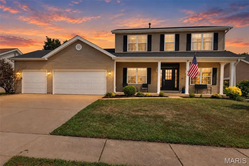 904 Hampshire Heath Drive, O'Fallon, MO 63368 — listing photo 2 of 67