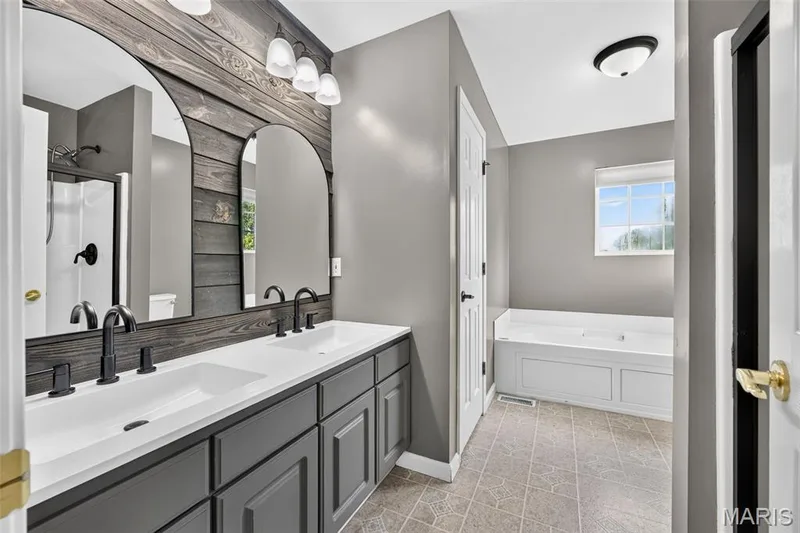 904 Hampshire Heath Drive, O'Fallon, MO 63368 — listing photo 37 of 67