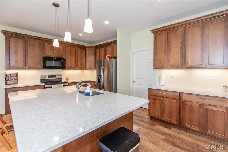 113 Gronefeld Court, St Charles, MO 63303 — listing photo 6 of 47