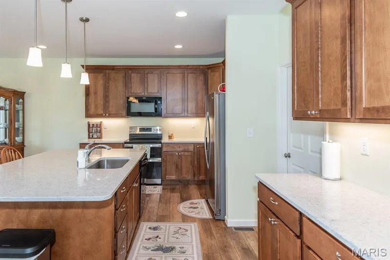 113 Gronefeld Court, St Charles, MO 63303 — listing photo 8 of 47