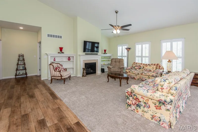 113 Gronefeld Court, St Charles, MO 63303 — listing photo 10 of 47