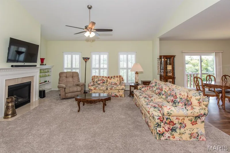 113 Gronefeld Court, St Charles, MO 63303 — listing photo 13 of 47
