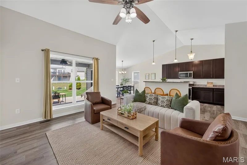 603 Prairiegate Court, Lake St. Louis, MO 63367 — listing photo 18 of 60