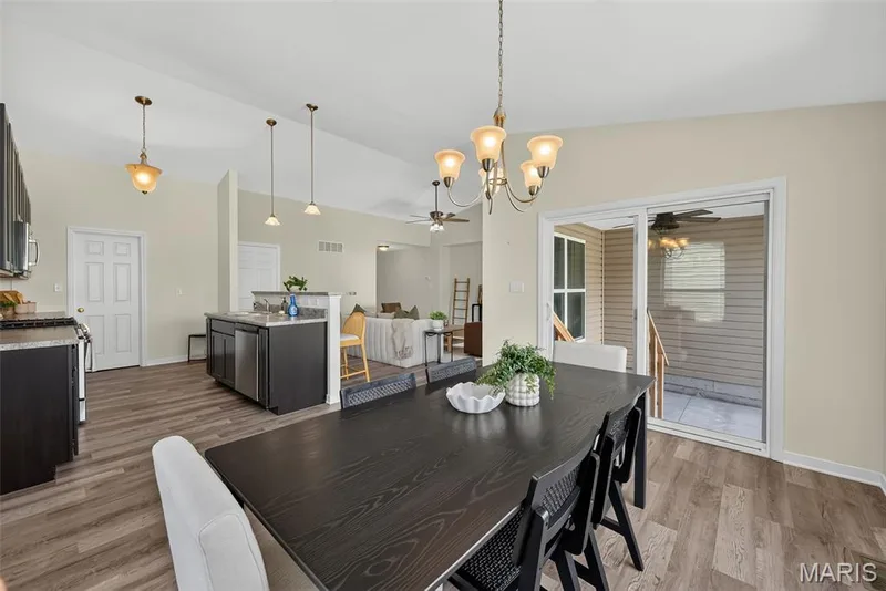 603 Prairiegate Court, Lake St. Louis, MO 63367 — listing photo 27 of 60