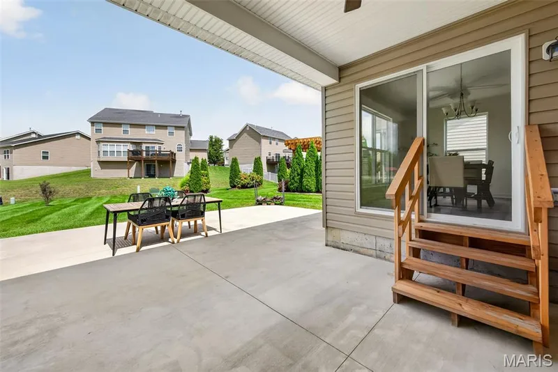 603 Prairiegate Court, Lake St. Louis, MO 63367 — listing photo 5 of 60