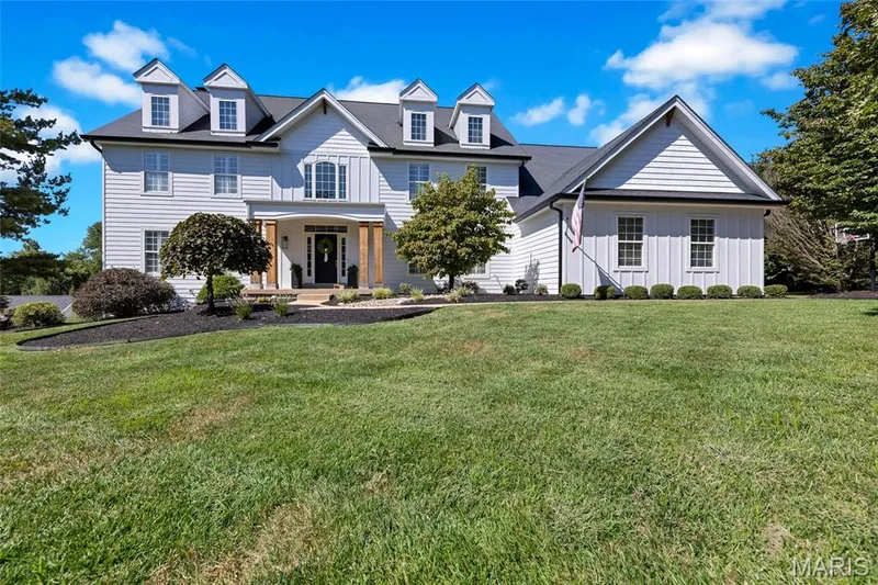 1109 Windridge Estates Lane, Chesterfield, MO 63005 — listing photo 3 of 99