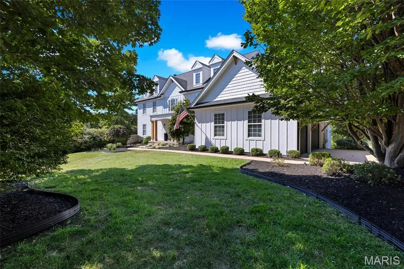 1109 Windridge Estates Lane, Chesterfield, MO 63005 — listing photo 5 of 99