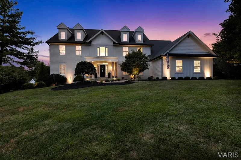 1109 Windridge Estates Lane, Chesterfield, MO 63005 — listing photo 7 of 99