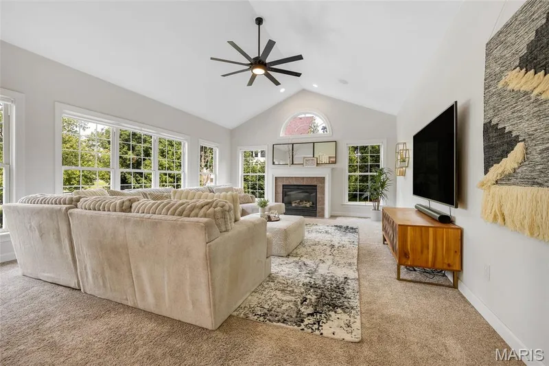 1109 Windridge Estates Lane, Chesterfield, MO 63005 — listing photo 36 of 99