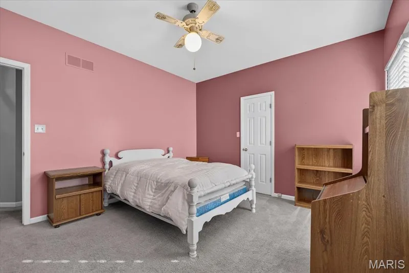ceiling fan — 3445 Riverchase Parkway, St Charles, MO 63301