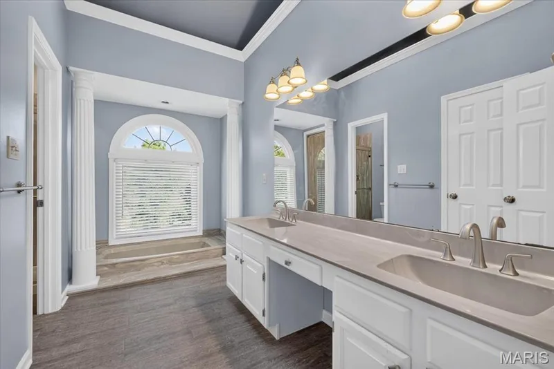 Double Vanity — 3445 Riverchase Parkway, St Charles, MO 63301