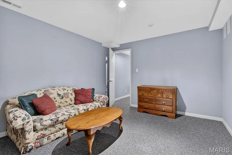 Guest room on lower level — 3445 Riverchase Parkway, St Charles, MO 63301