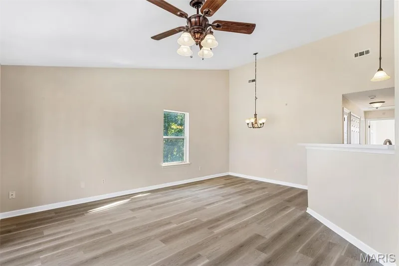 184 Timber Creek Drive #18C, O'Fallon, MO 63368 — listing photo 8 of 33