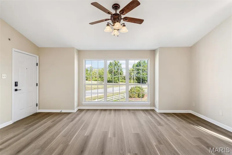 184 Timber Creek Drive #18C, O'Fallon, MO 63368 — listing photo 9 of 33