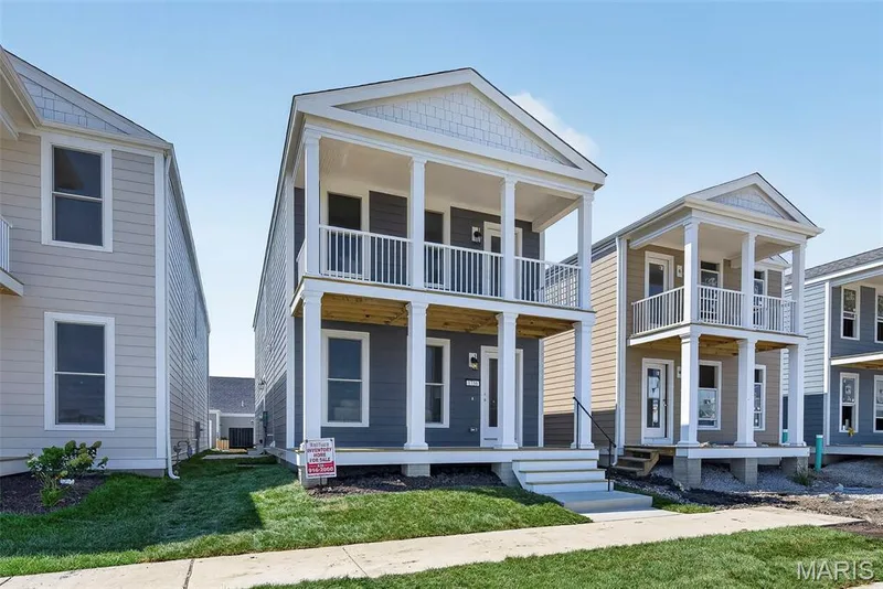 1756 Dyess Street, St Charles, MO 63301 — listing photo 3 of 55