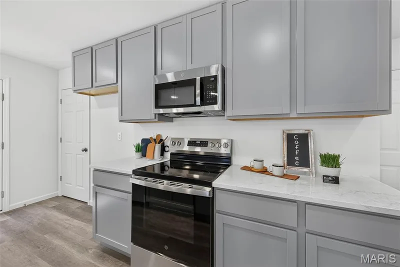 1756 Dyess Street, St Charles, MO 63301 — listing photo 26 of 55