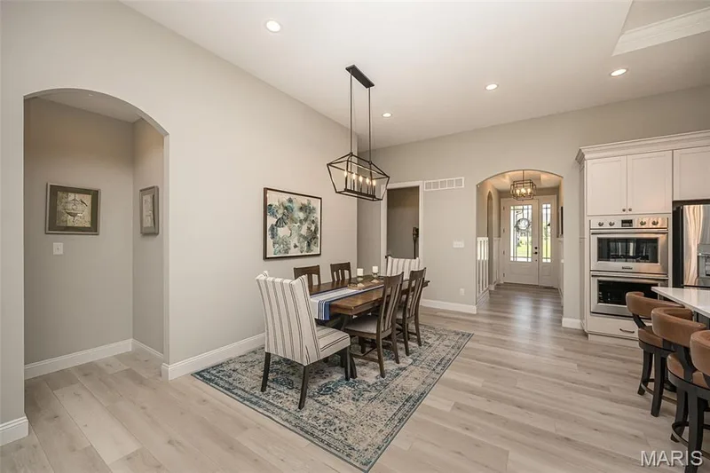 105 Royal Inverness Parkway, Dardenne Prairie, MO 63368 — listing photo 5 of 38