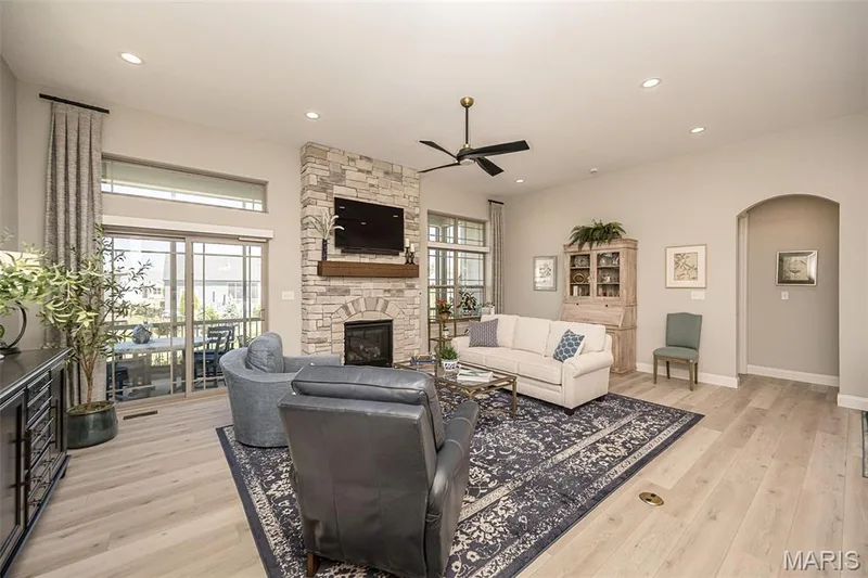 105 Royal Inverness Parkway, Dardenne Prairie, MO 63368 — listing photo 11 of 38