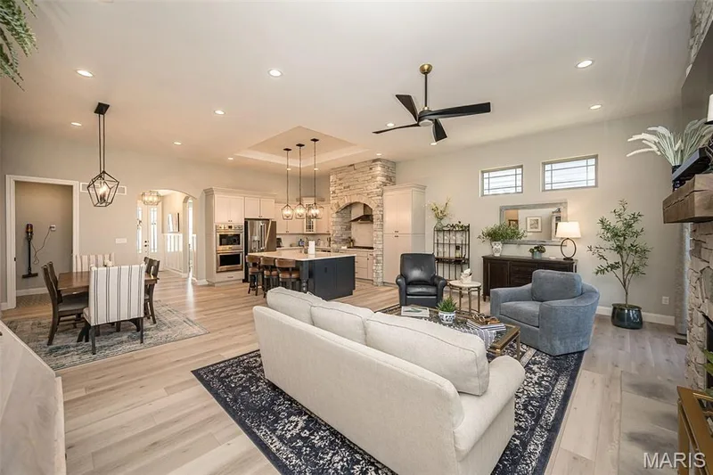 105 Royal Inverness Parkway, Dardenne Prairie, MO 63368 — listing photo 14 of 38